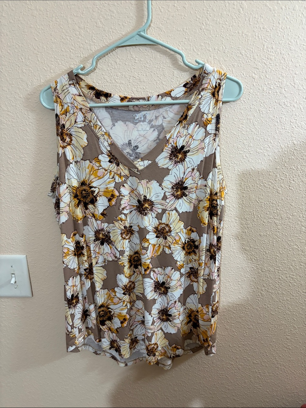 Maurice’s 24/7 Tan V-Neck Floral Tank Top